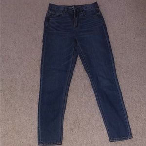 American Eagle mom jeans